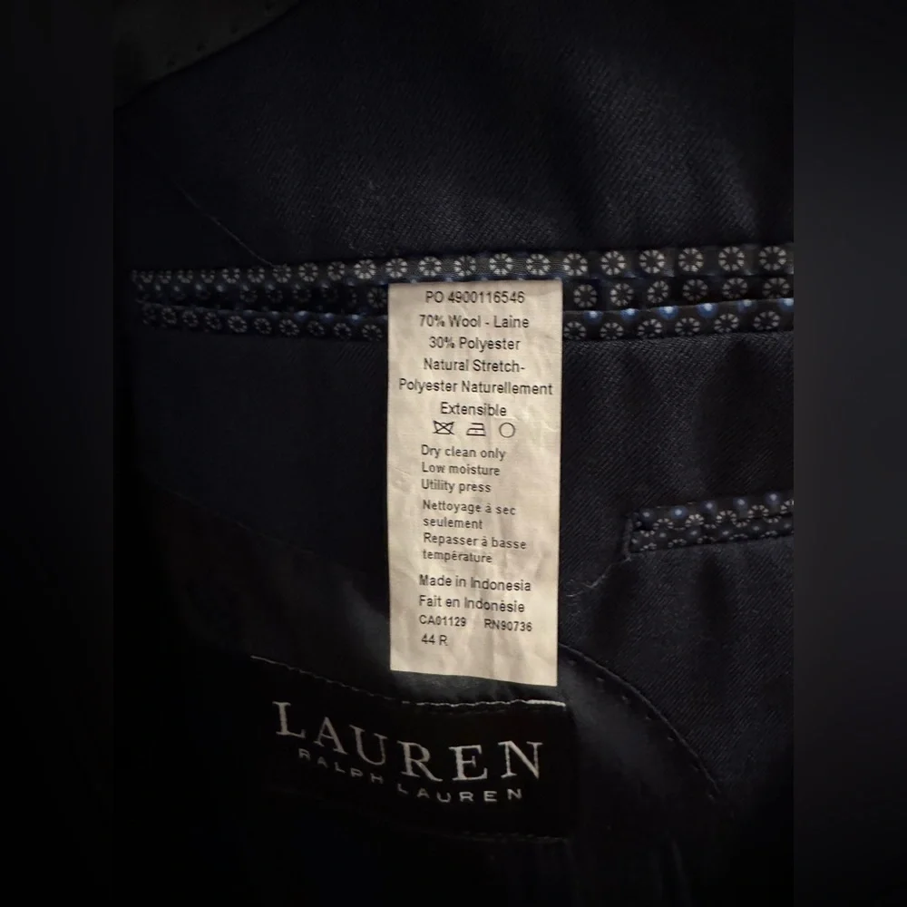 Ralph Lauren Wool/Polyester Men’s Suit 44R/38R(28inseam) Dark Blue Jacket/Pants